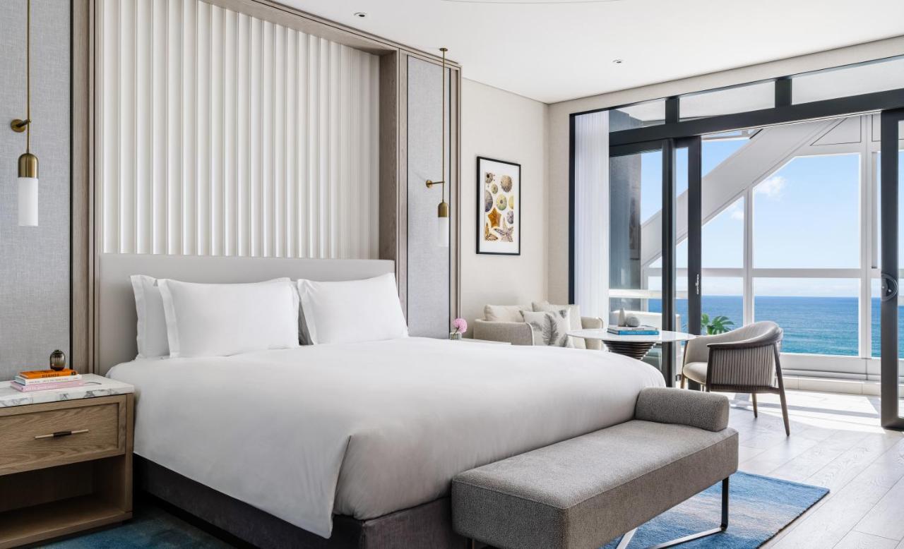 The Langham, Gold Coast And Jewel Residences 외부 사진 A guest room at the hotel