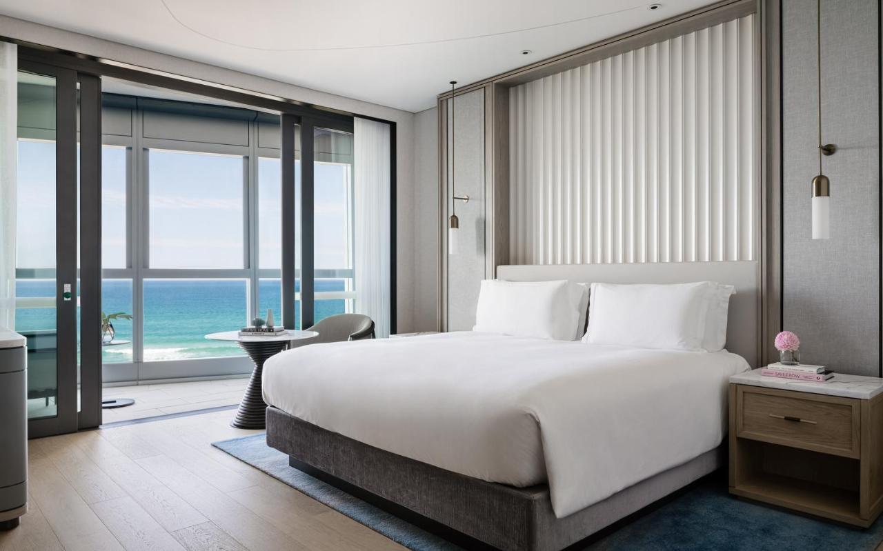 The Langham, Gold Coast And Jewel Residences 외부 사진 A bedroom at the hotel