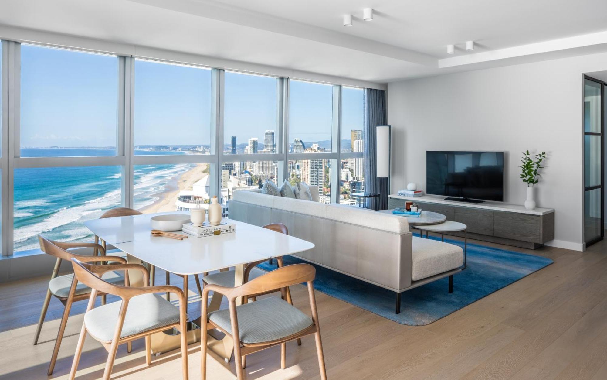 The Langham, Gold Coast And Jewel Residences 외부 사진 The living room of a typical apartment